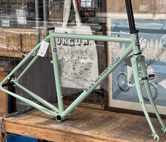 Black Mountain Monstercross V6.2 Newカラー